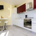 Apartmán Smilje Rogoznica (Sibenik-Knin)