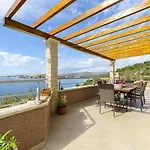 Apartmán Smilje Rogoznica (Sibenik-Knin)