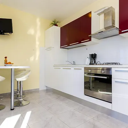 Apartment Apartments Smilje Rogoznica (Sibenik-Knin)