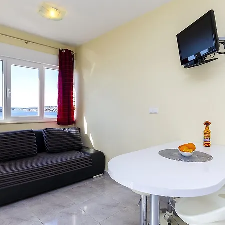 Apartments Smilje * Rogoznica (Sibenik-Knin)