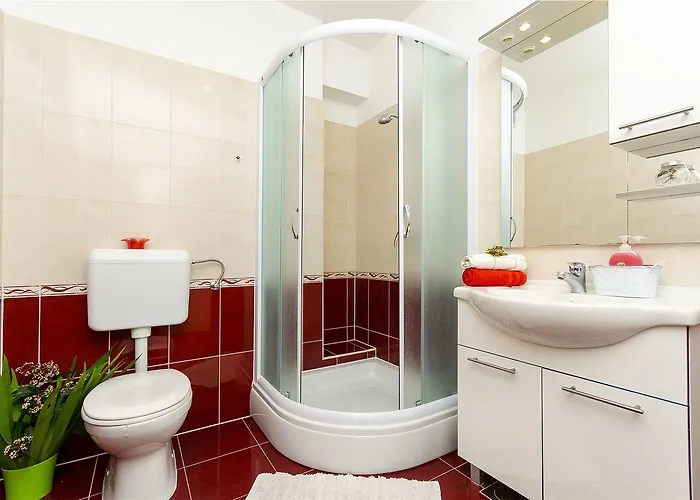 Smilje רוגוזניצה